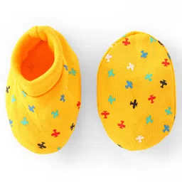 Babyhug 100% Cotton Knit Mittens & Booties Set Helicopter Print- Yellow image 5