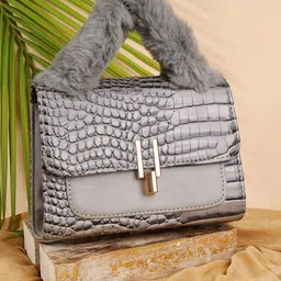 SAZARA Textured Handheld Bag-picture-20