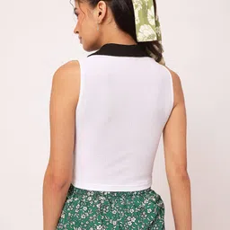 DressBerry Delicate Dream Textured Fitted Crop Top image 5