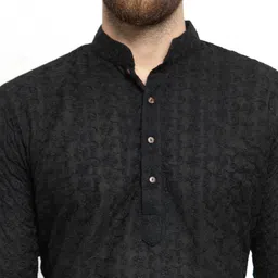 TREEMODA Men Black Embroidered Chikankari Kurta with Pyjamas image 4