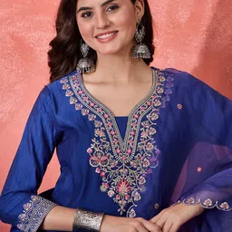 Sangria Women Embroidered Zari Mirror Work Kurta Pant with Dupatta Set image 5