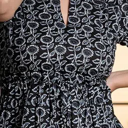 Jash Creation Women Printed Anarkali Kurta image 2