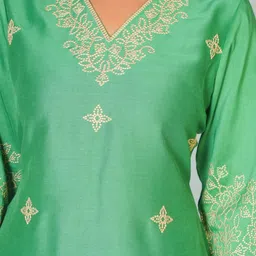 Aramya Women Ethnic Motifs Embroidered Regular Thread Work Kurta with Trousers & With Dupatta image 2