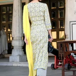 SZN Women Printed Regular Kurta with Trousers & With Dupatta image 3