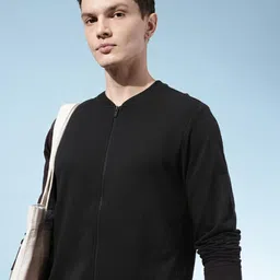 glitchez Men Solid Round Neck Sweatshirt image 5