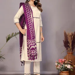 DIVASTRI Women Floral Embroidered Regular Pure Cotton Kurta with Trousers & With Dupatta image 5