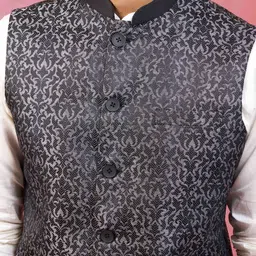 VASTRAMAY Men Regular Kurta with Pyjamas & Nehru Jacket image 3