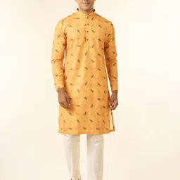 Diwas by Manyavar Men Ethnic Motifs Printed Band Collar Kurta image 2