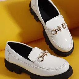 CORSICA Women Round Toe Loafers-image-18