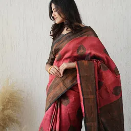 Dori Ethnic Motifs Zari Silk Blend Banarasi Saree image 5