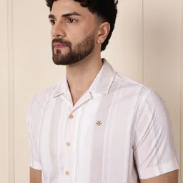 WROGN Men Comfort Fit Cuban Collar Vertical Striped Cotton Casual Shirt image 4