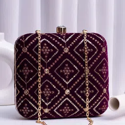 ARTKLIM Embroidered Embellished Box Clutch-picture-22
