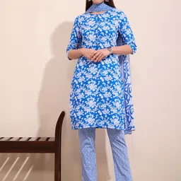 FASHOR Women Floral Printed Pure Cotton Kurta with Trousers & Dupatta-image-43