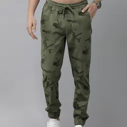The Roadster Lifestyle Co. Men Camouflage Printed Pleated Joggers-picture-37