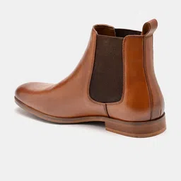 Arrow Men Block-Heeled Chelsea Boots image 3
