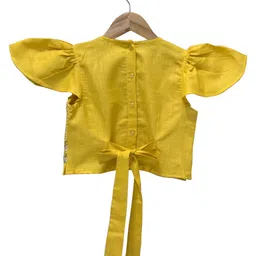 Twisha Woven Cap Sleeves Mirror Work Detailed Lehenga Choli Set - Yellow & Pink image 4