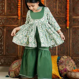 Vastramay Three Fourth Sleeves Ikat Printed Kurta With Sharara And Dupatta Set - Green image 5