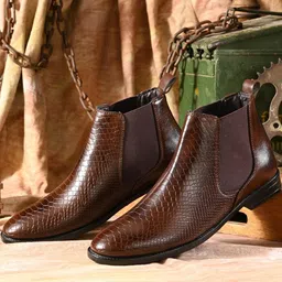 Roadster Men Brown Premium Crocodile Texture Slip-On Pointed Toe Chelsea Boots-image-0