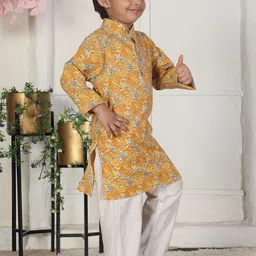 Cutiekins Boys Paisley Printed Regular Kurta with Pyjamas image 4