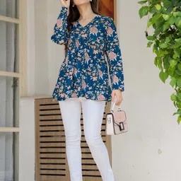 BAESD Floral Print Empire Top image 2