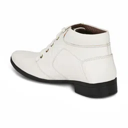 Hundo P Men White Solid Casual Boots image 3