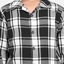 Clt.s Unisex Kids Checked Night suit image 4