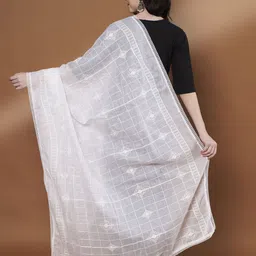 Zamour Geometric Embroidered Thread Work Pure Cotton Dupatta image 4