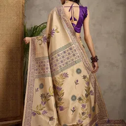 all about you Floral Printed Saree image 3
