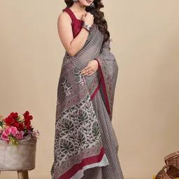 SHANVIKA Floral Printed Pure Cotton Saree image 5