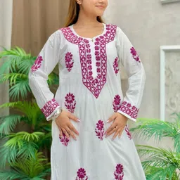 malabis MALABIS.in White Base Mulmul Straight Fit Long Chikankari kurti With Colorful Threadworks image 2
