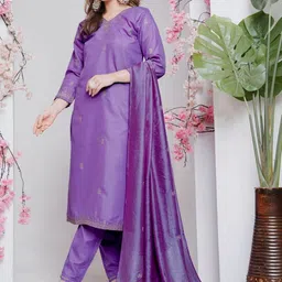 C J Enterprise Women Ethnic Motifs Embroidered Regular Thread Work Kurta with Trousers & With Dupatta image 5