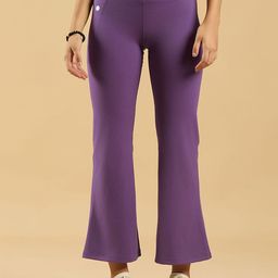Soie Women Mid-Rise Fit & Flared Pants With 4-Way Stretch & Compression Waistband-picture-11