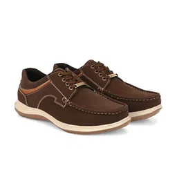 Vellinto Men Solid Round To Lace Ups Boat Shoes image 5