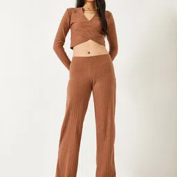 BIANCO LUCCI Ribbed V-Neck Crop Top & Trousers Co-Ords image 3