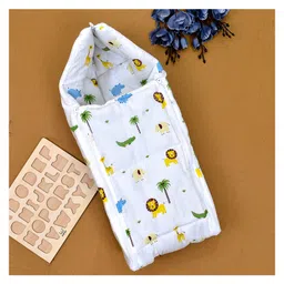 mom's home Moms Home Organic Cotton Quilt With Sleeping Bag Lion Print Pack of 2 - Multicolor image 2