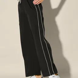 QIOA Women Relaxed High-Rise Easy Wash Trousers-picture-39