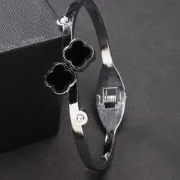 Anouk Women Set of 2 Gold & Silver Cuff Bracelet image 3