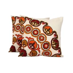 IZAAFA Maroon & Cream-Coloured Set of 2 Embroidered Square Cushion Covers image 2