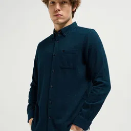 THE BEAR HOUSE Men Button-Down Collar Solid Cotton Casual Shirt image 4