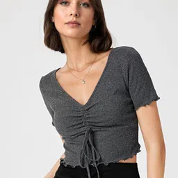 StyleCast x Revolte Women Grey V-Neck Crop Top-picture-23