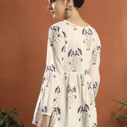 kirnya Casual Regular Sleeves Printed Women White Top image 2