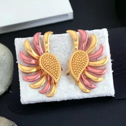 p.c. chandra jewellers Womens 22KT (916) Yellow Gold Phoenix Wing Stud Earrings - 1.1 Grams image 3