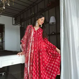 rangnavi Women's Printed Kurta with Palazzo & Dupatta | Ethnic set | Kurta set image 5