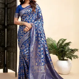 Shriyangan Ethnic Motifs Woven Design Zari Kanjeevaram Saree-picture-37