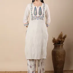 FASHOR Women Floral Printed Regular Thread Work Pure Cotton Kurta with Palazzos-picture-12