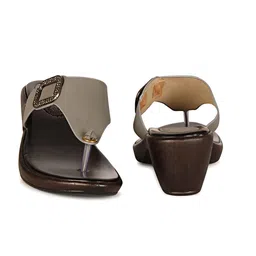 BIG BIRD Wedge Pumps image 4