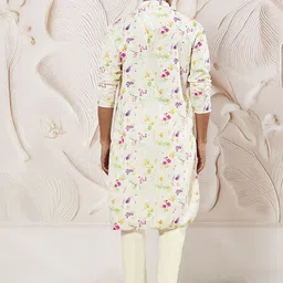 VASTRAMAY Men Floral Printed Regular Kurta with Trousers image 4