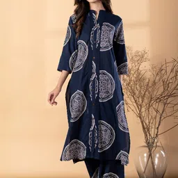 Readiprint Women Ethnic Motifs Printed Kurta with Palazzos-image-83
