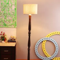 Tucasa NTU-230 B-22 Floor Lamp with Wood Base (Beige) image 4