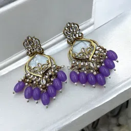 Women Click Geometric Drop Earrings image 5